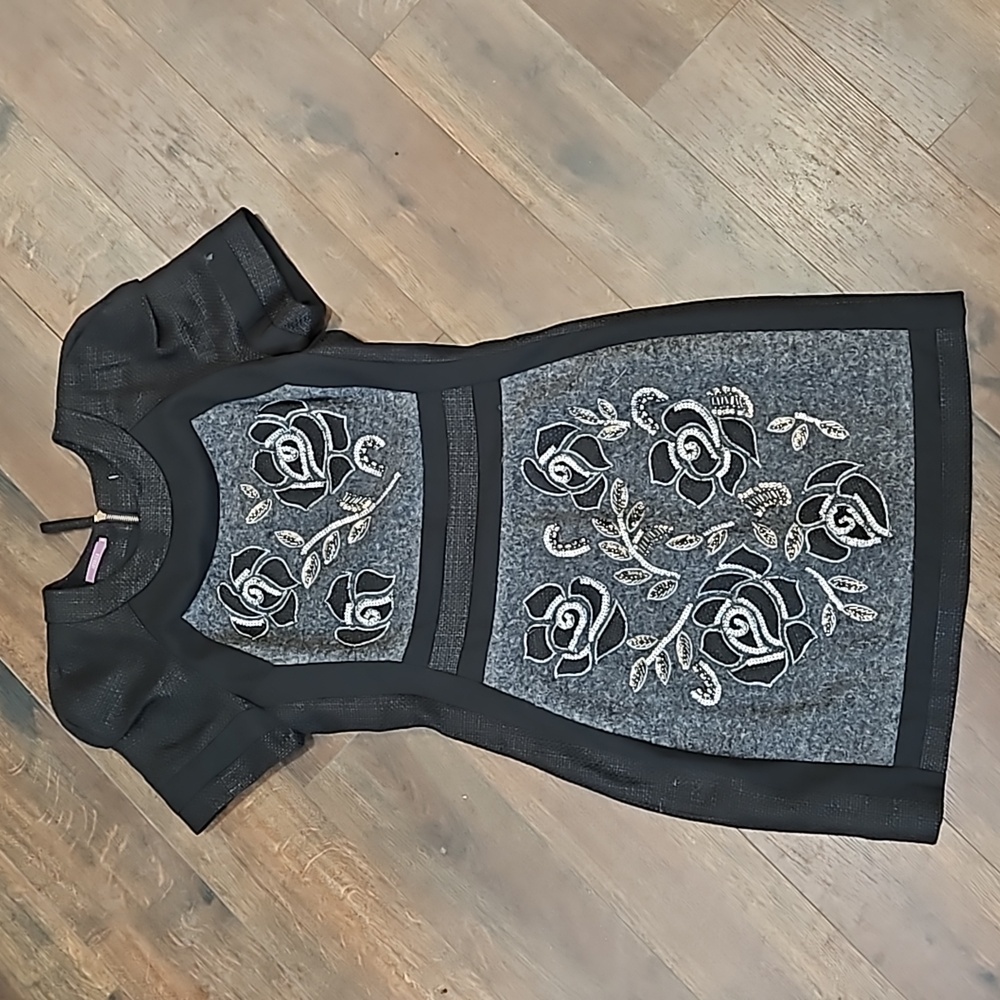 Jessica fully embroidered linen, cocktail pufff sleeve silver embellished
